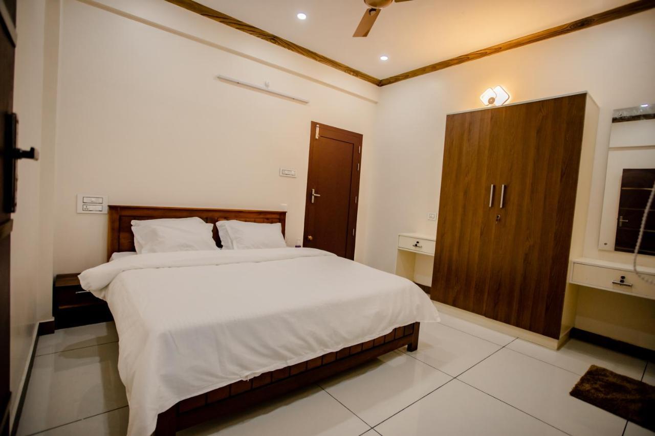 Cliff Way Apartments Varkala Buitenkant foto