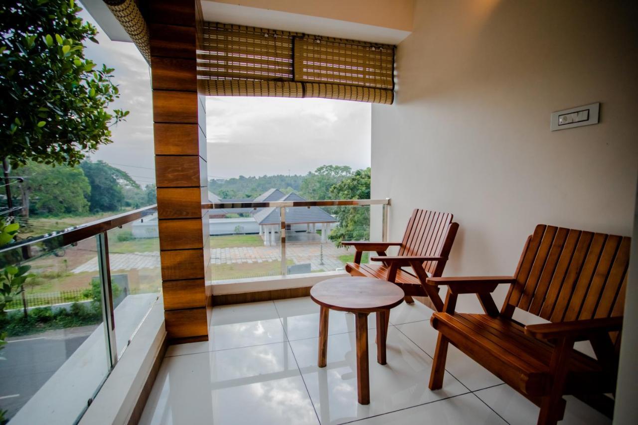 Cliff Way Apartments Varkala Buitenkant foto